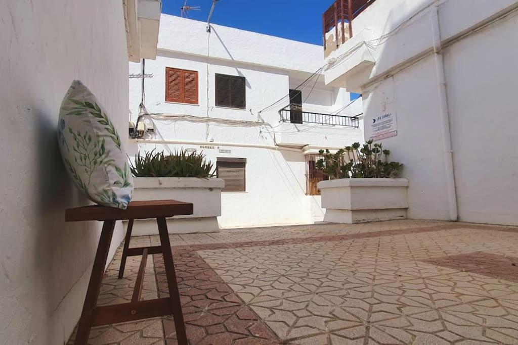 En Playa De Lances Apartment *